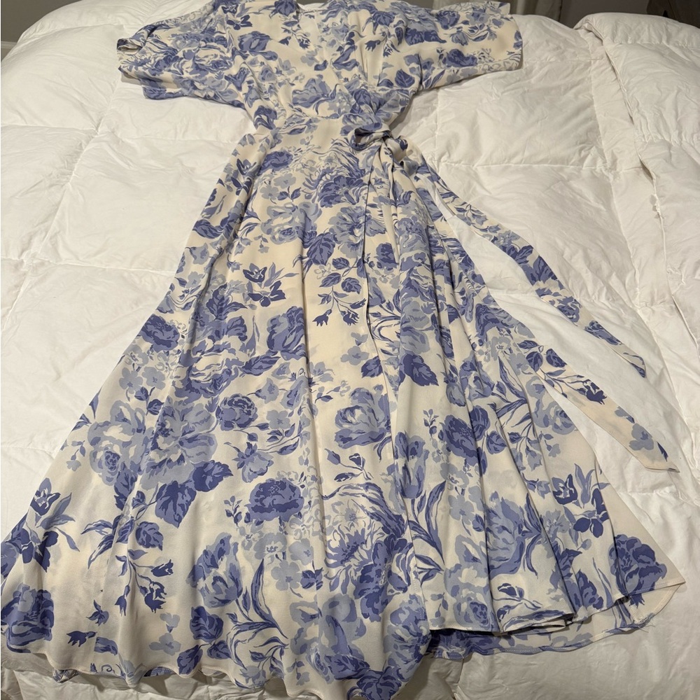 Reformation Winslow Dress Ivory & Blue- Small - Picture 5 of 5